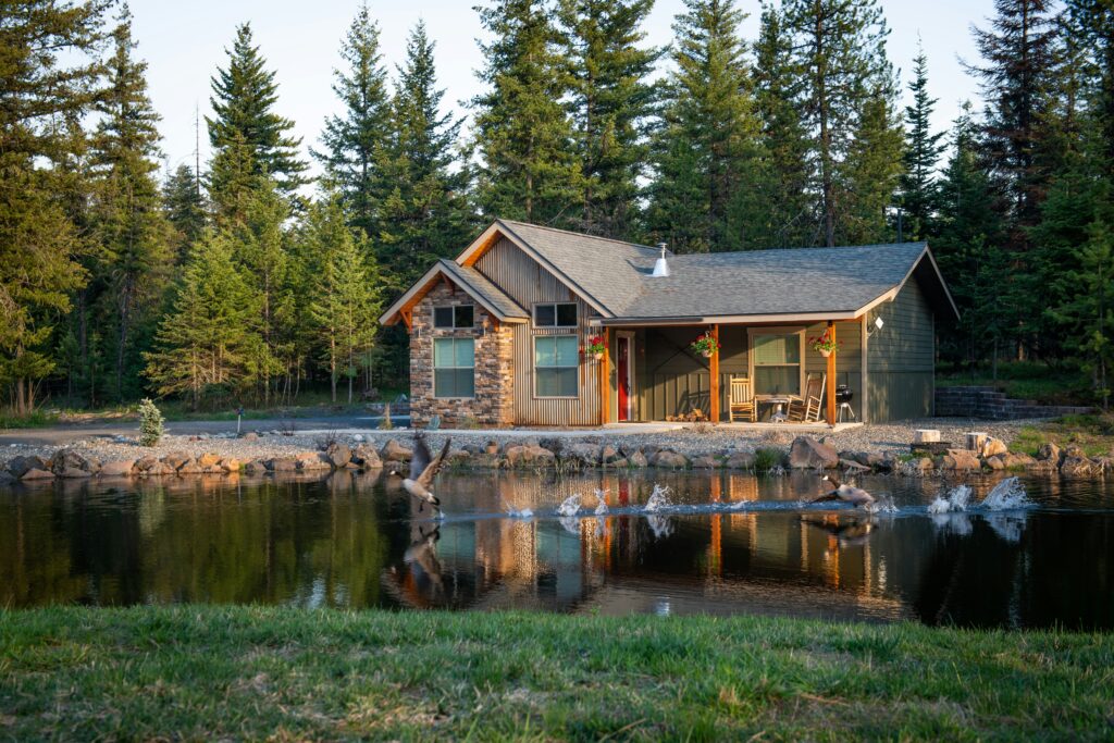 Picturesque Colorado mountain home, perfect for an Airbnb or VRBO rental, with a serene pond.